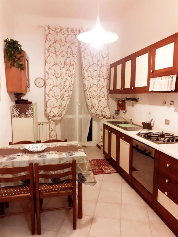La Maison Des Caprices_ La Spezia _Stazione_5Terre Εξωτερικό φωτογραφία