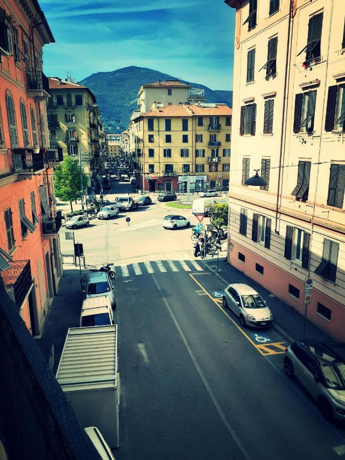 La Maison Des Caprices_ La Spezia _Stazione_5Terre Εξωτερικό φωτογραφία